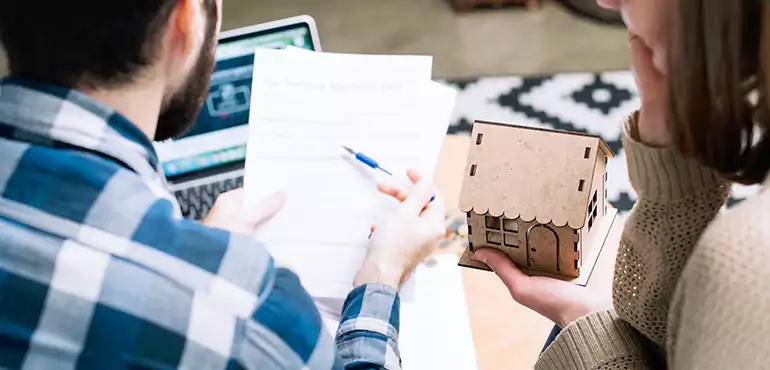 Get Professional Assistance with Assignment of Lease from Seller to Buyer in Little Rock, AR